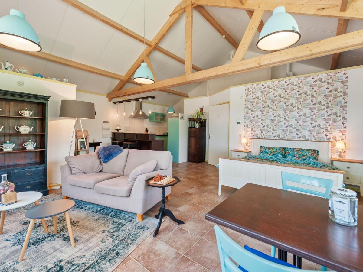 Enticing Holiday Home In Eastermar Near Burgumer Mar Lake Hoogzand Esterno foto