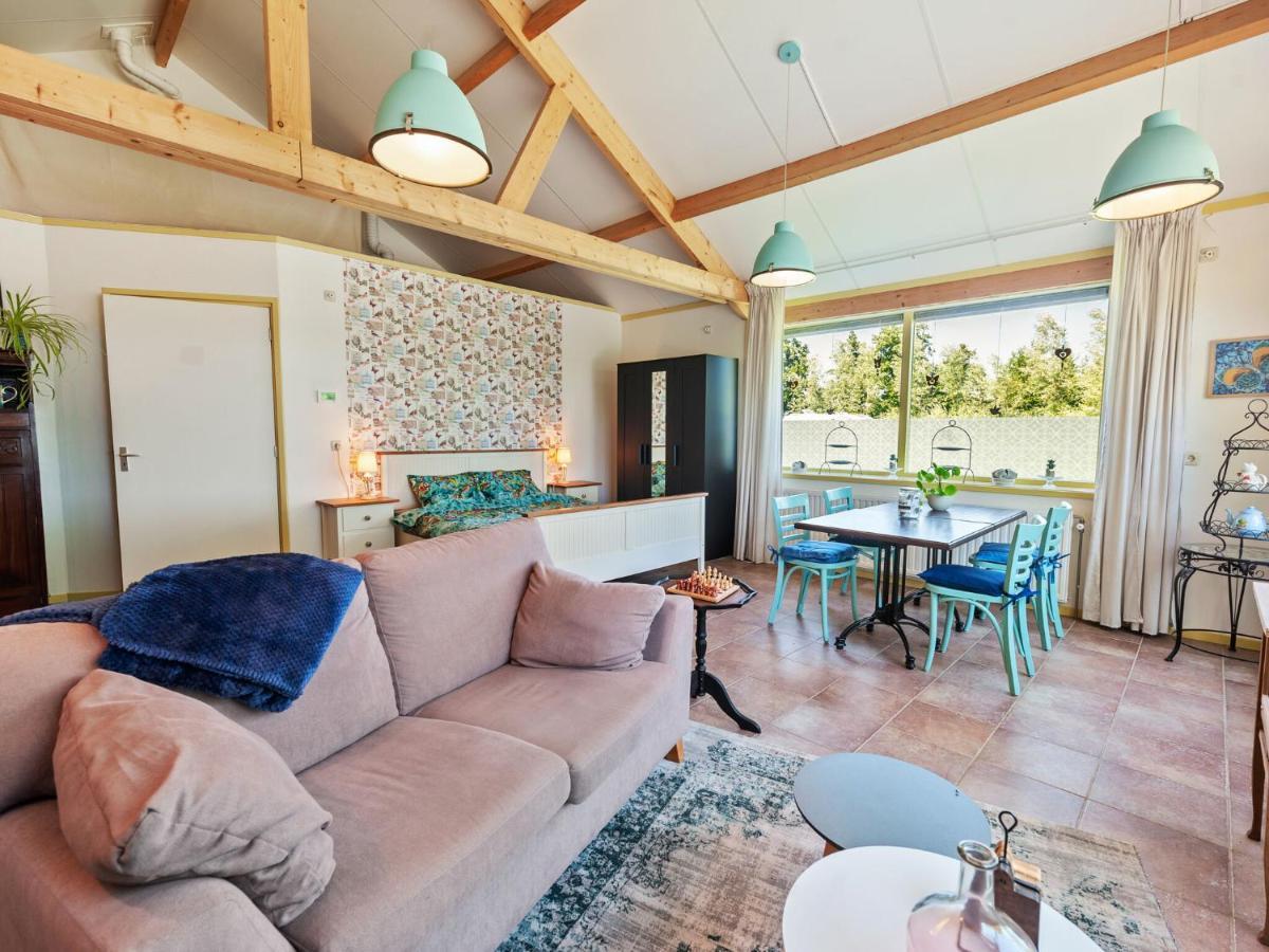 Enticing Holiday Home In Eastermar Near Burgumer Mar Lake Hoogzand Esterno foto