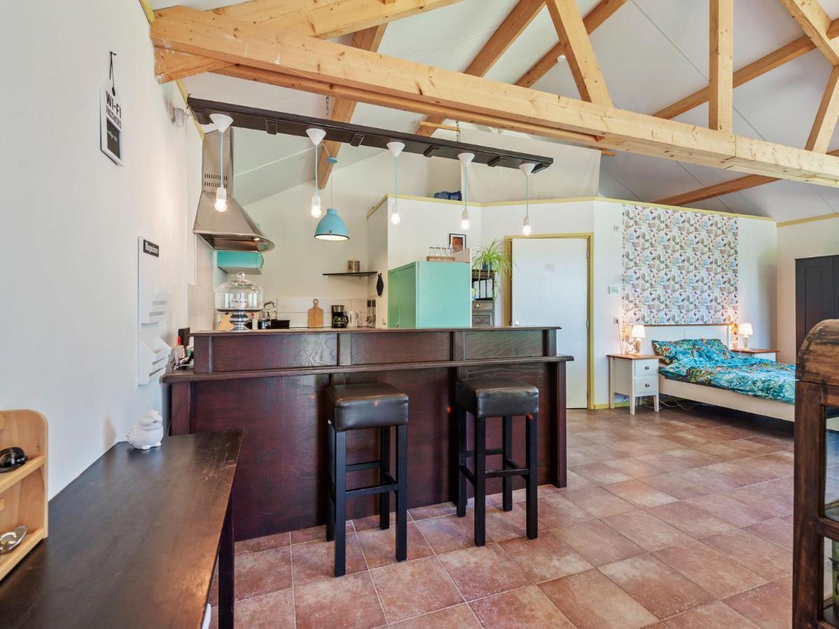 Enticing Holiday Home In Eastermar Near Burgumer Mar Lake Hoogzand Esterno foto